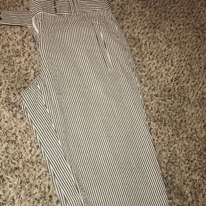 Loft Crop black & white seersucker crop pants